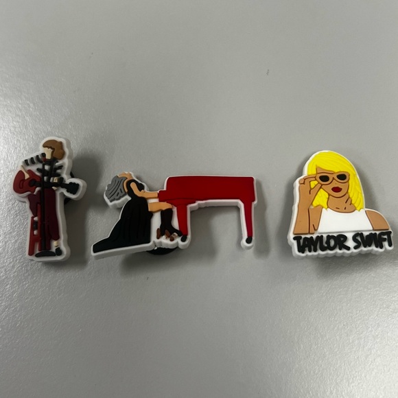 Taylor Swift Shoe Charms for Crocs - 3 pack - Picture 1 of 2